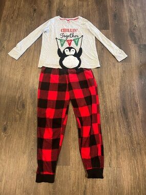 Holiday Time Gray Penguin 'Chillin' Together' Top with Red Buffalo Plaid Pants